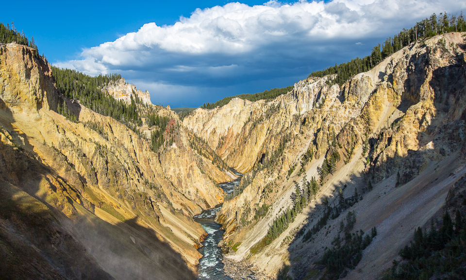 Photo of the view from the Brink of Lower Falls